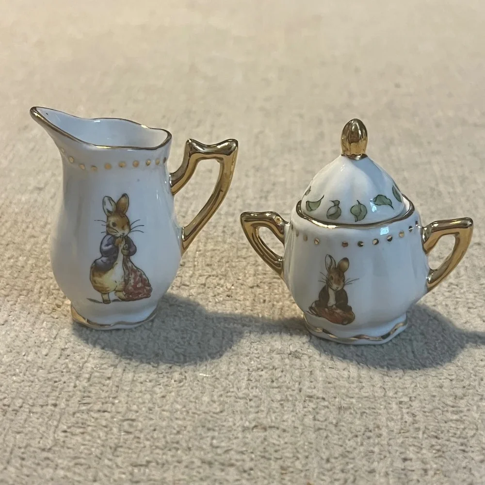 Beatrix Potter Peter Rabbit Benjamin Bunny 10 Piece Mini Tea Set Porcelain Gold